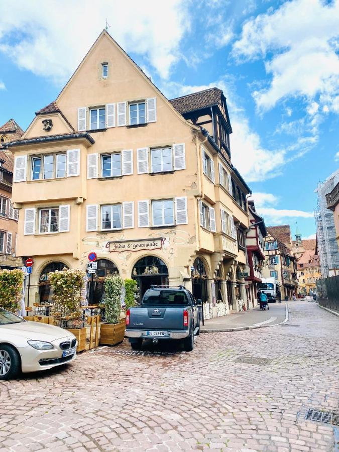 Au Grenier A Sel Apartment *